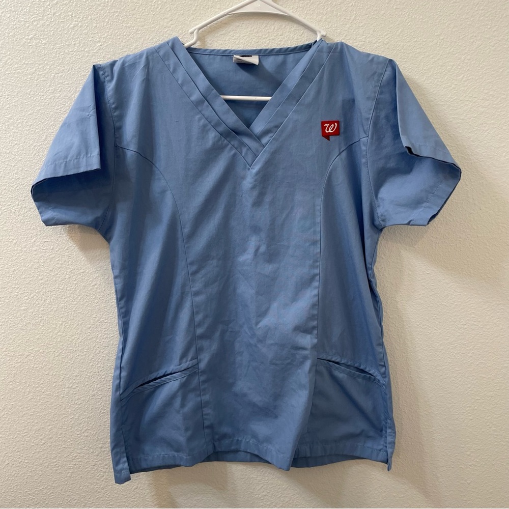 Walgreens nurses scrub blue women’s small